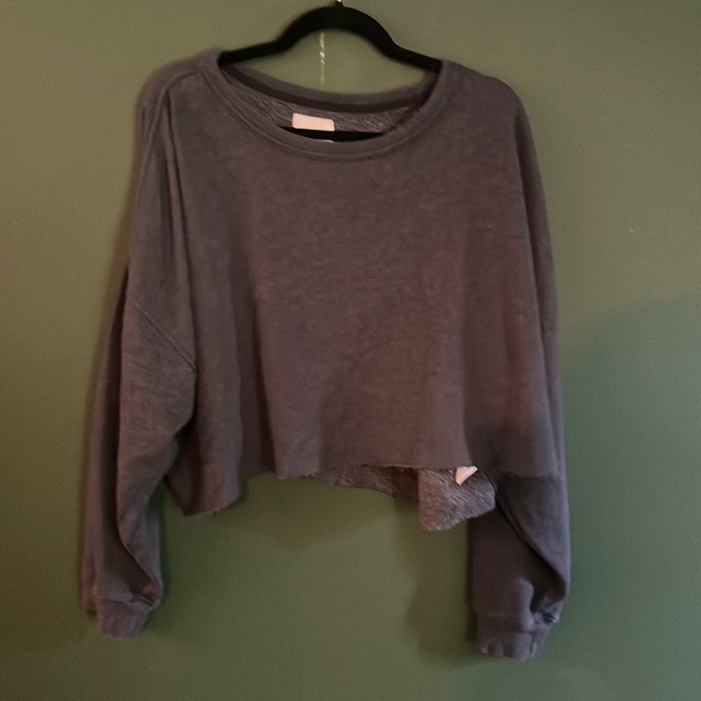 AE raw hem sweatshirt